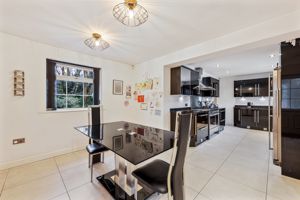 Photo 15- click for photo gallery